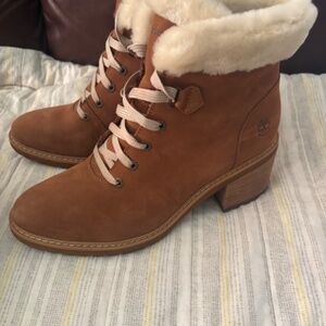 Timberland Sienna High Shearling Ankle Boot - Women's Size 11